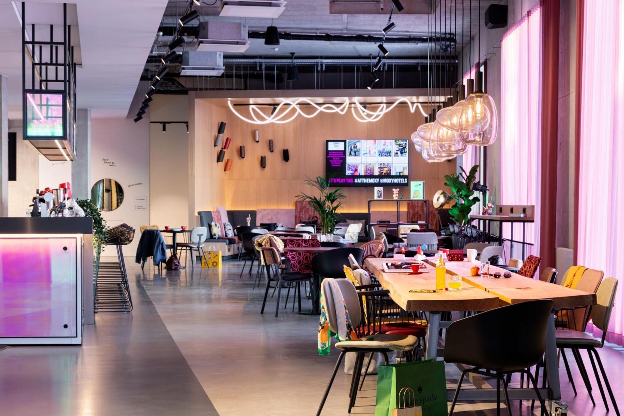 Moxy Outletcity Metzingen Metzingen  Luaran gambar